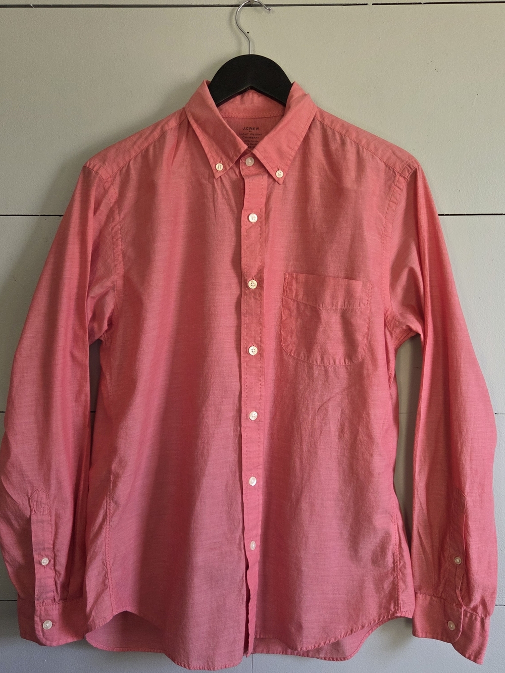 J.Crew Men's Pink/ Red Cotton Chambray Lightweight ButtonUp Shirt M Long Sleeve
